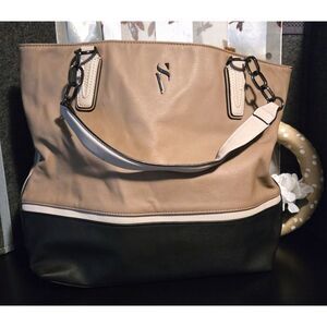 Simply Vera Shoulder Bag/Tote